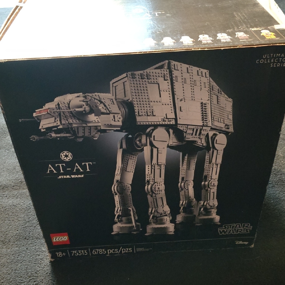 LEGO Star Wars Ultimate Collector Series AT-AT - Gray